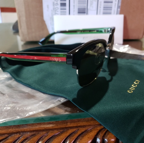 Gucci sunglasses - Picture 2 of 3